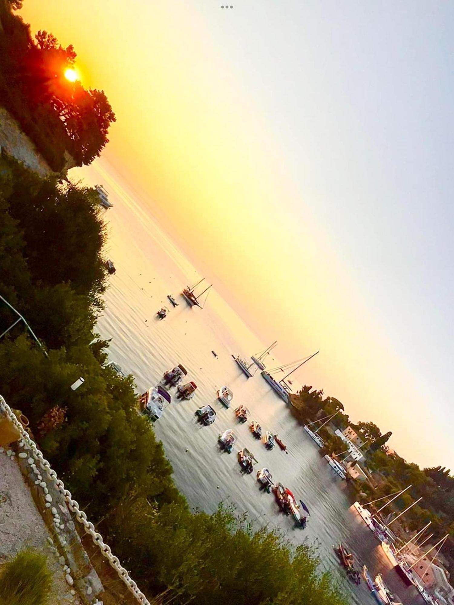 Aronis Spyros Panoramic Seaview Apartments Longos  Exterior photo