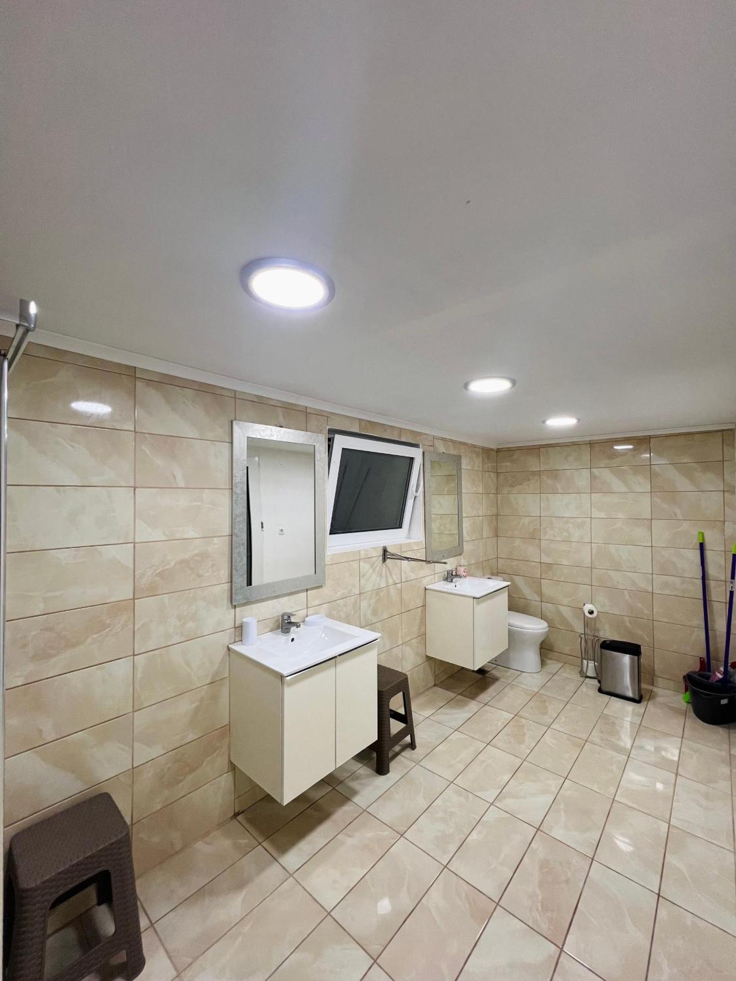 Aronis Spyros Panoramic Seaview Apartments Longos  Room photo